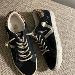 Vintage Havana sneakers